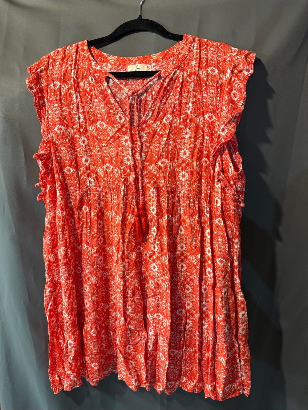 Women’s Red Floral Tie-Neck Sleeveless Tunic